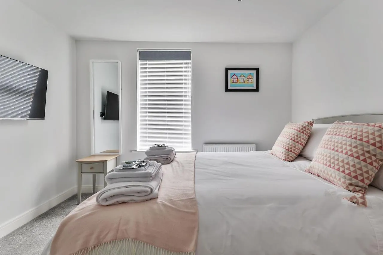 Finest Retreats - 13 Belle House - Apartment 2 Filey
