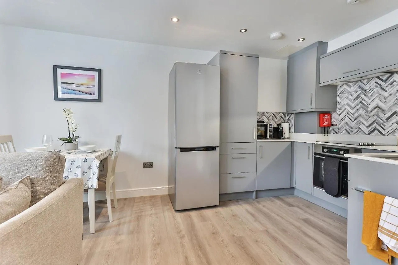 Finest Retreats - 13 Belle House - Apartment 2 Filey